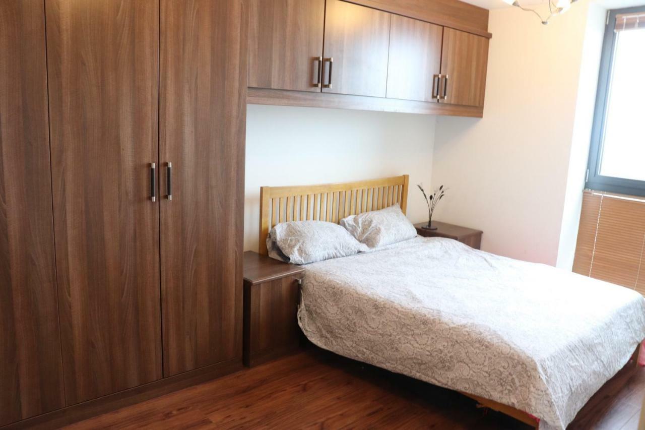 Premium Waterside Apartment Londra Dış mekan fotoğraf